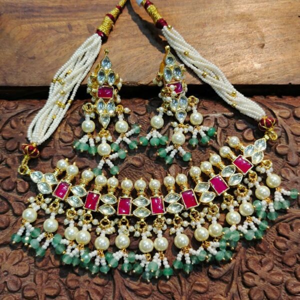 Dhaani Pachi Kundan Necklace set