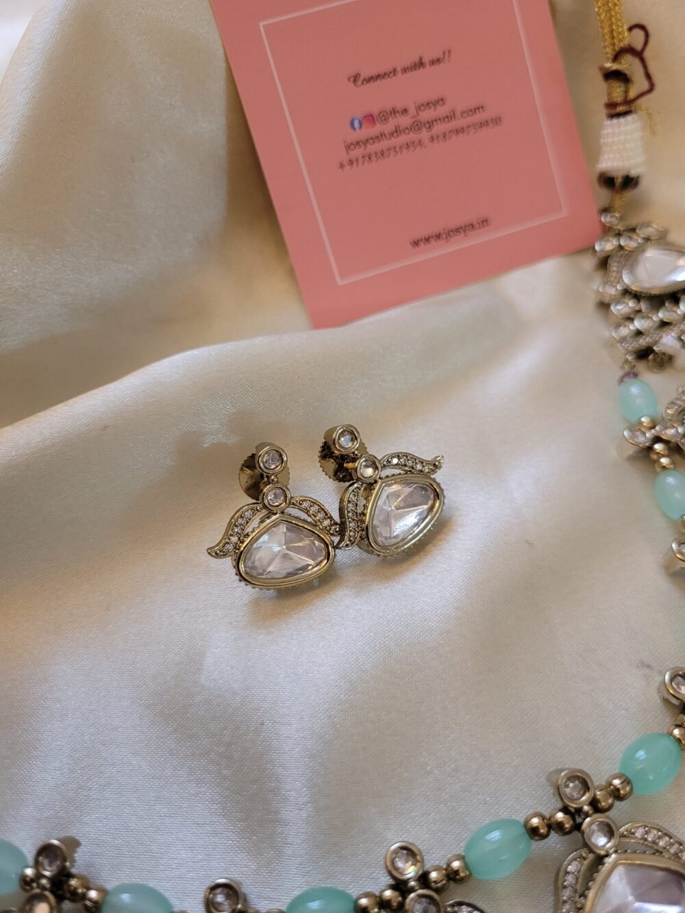 Ojasvi Polki Light Green Necklace Set - Image 5