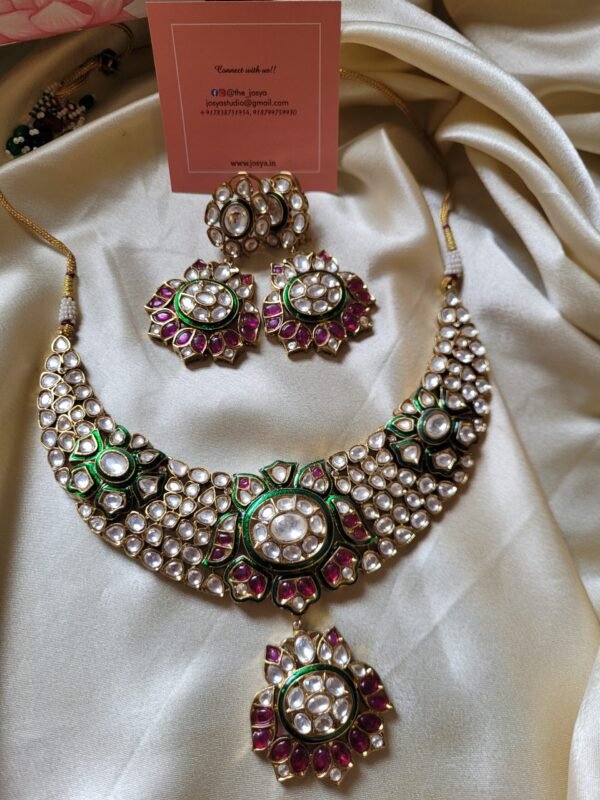 Divya Kundan Necklace Set