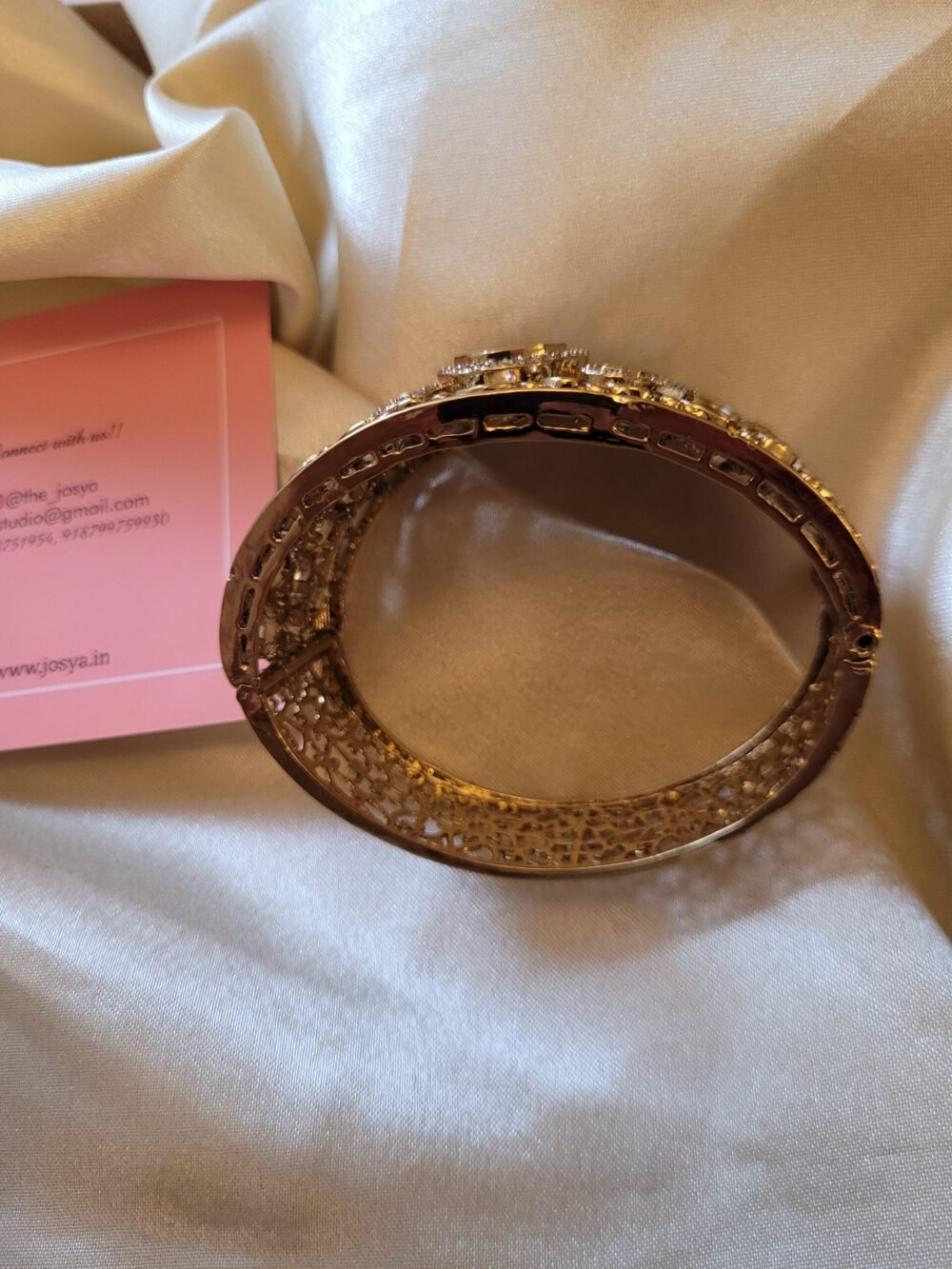 Daisy Polki Bracelet - Image 6