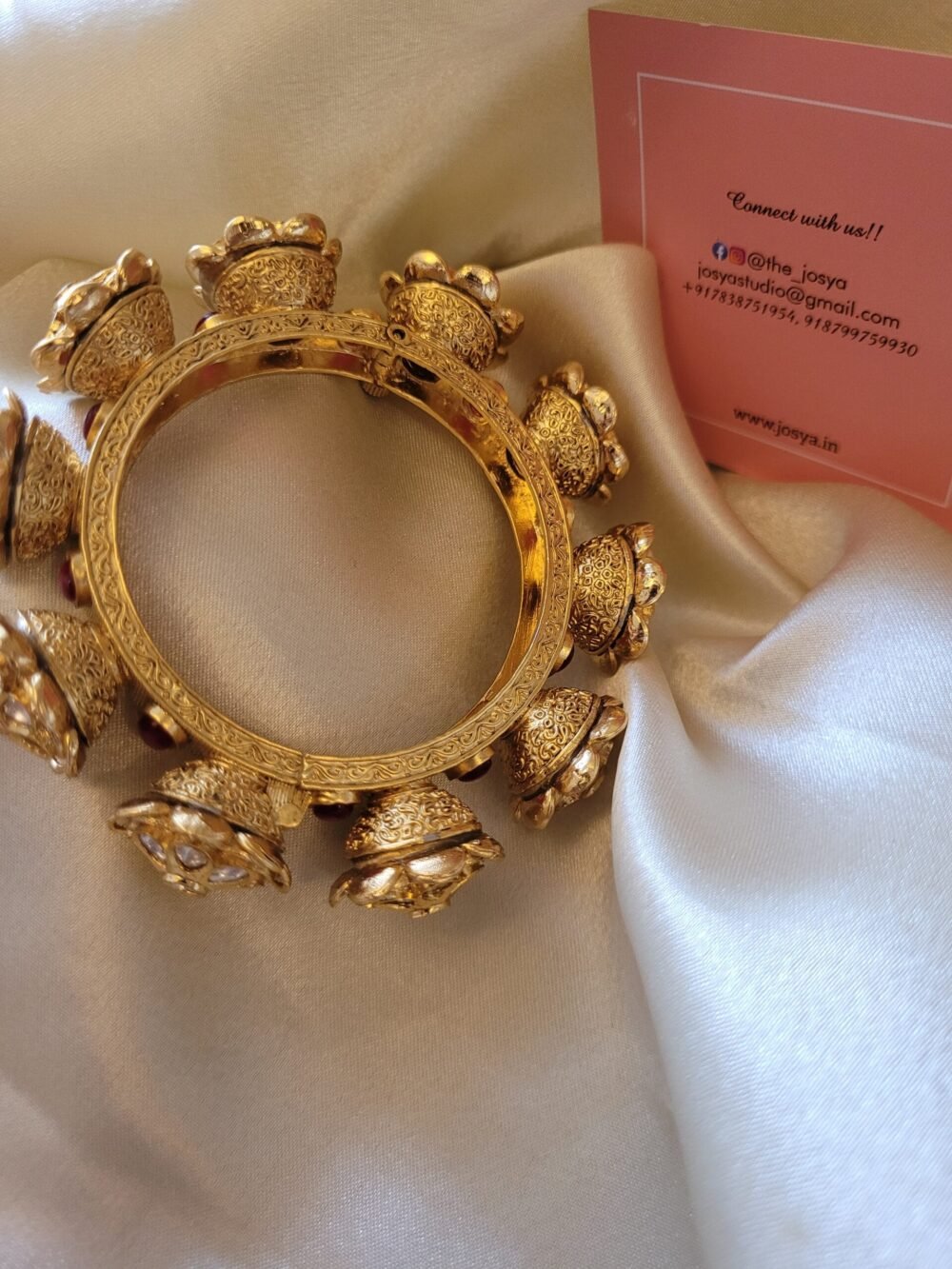 Naisha Polki Bangles - Image 5