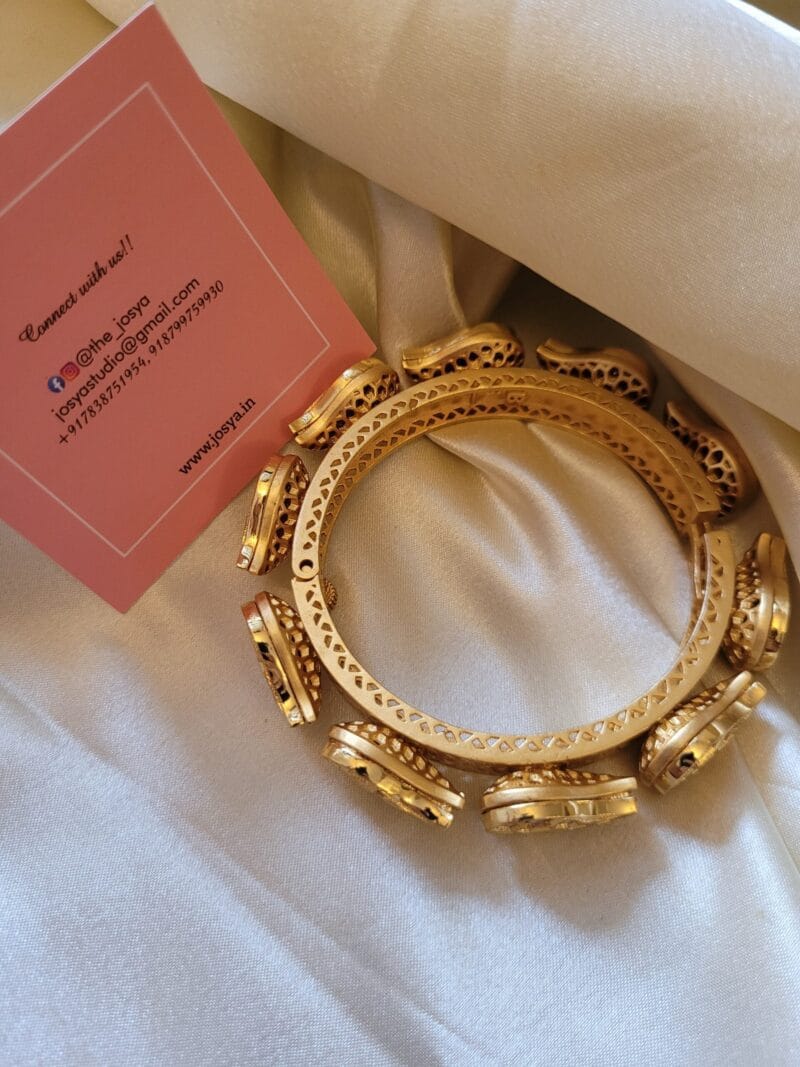 Maisha Polki Bangle - Image 2