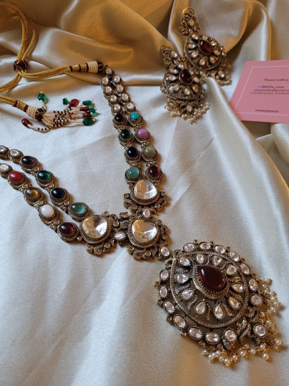 Iris Polki Necklace set - Image 7