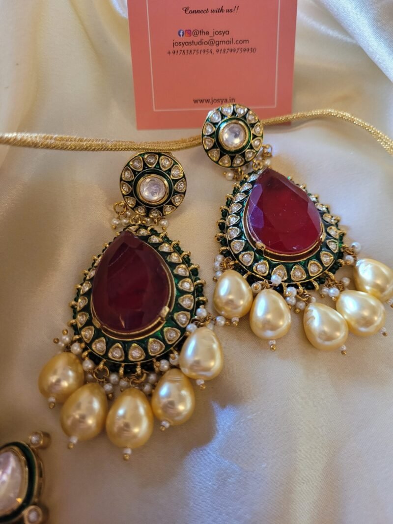 Naavya Polki Bridal Necklace Set - Image 5