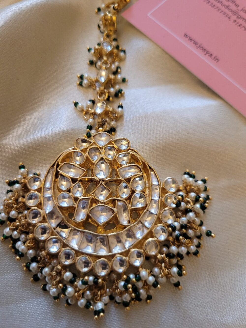 Chandrika Kundan Maangtikka - Image 3