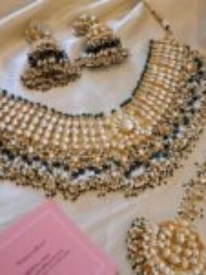 Amaya Kundan Bridal Set