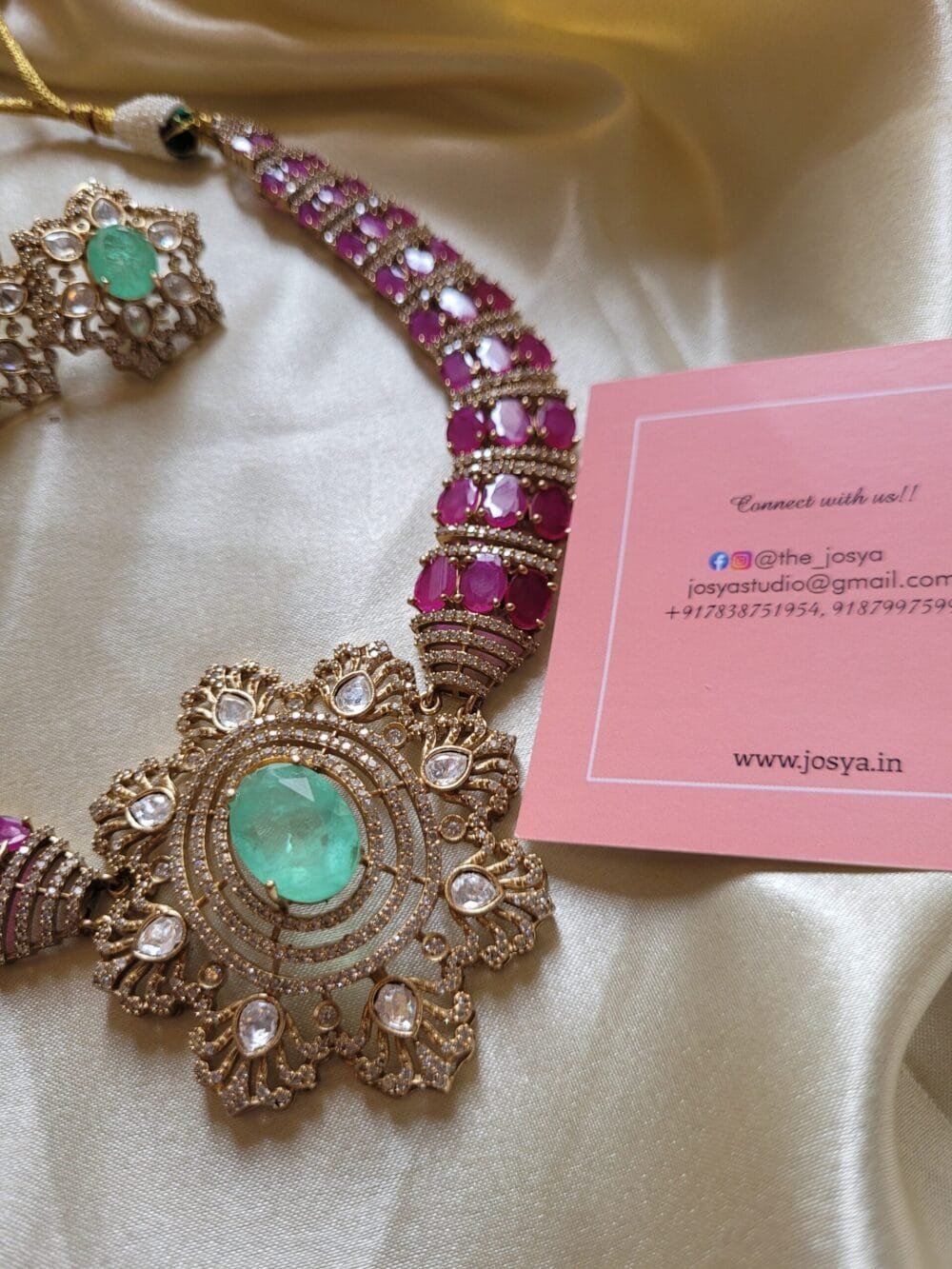 Aurora Necklace Set - Image 5