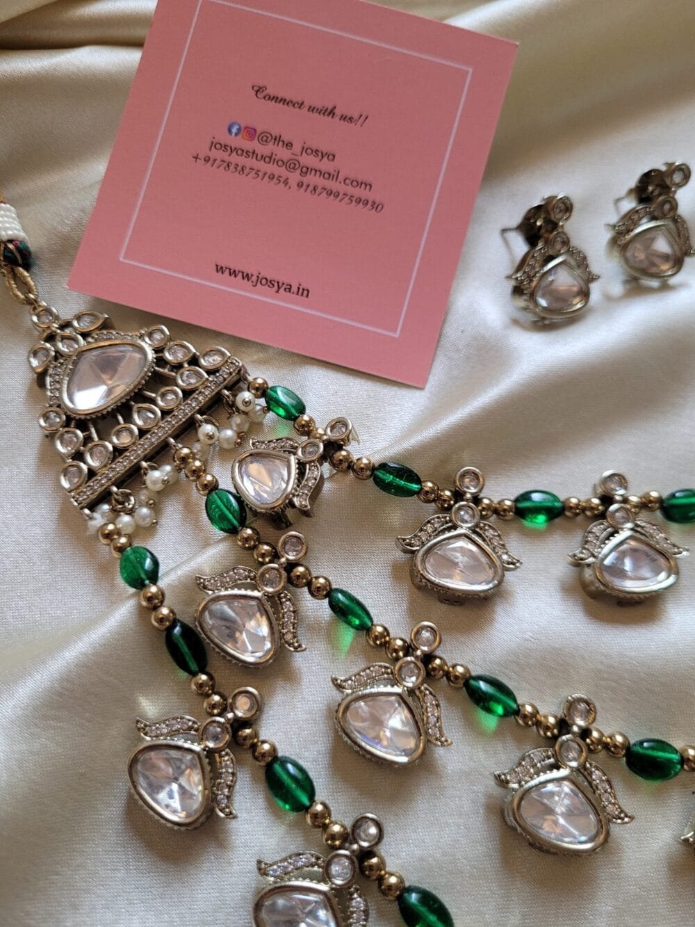 Ojasvi Polki Emerald Necklace Set - Image 9