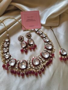 Sadhya Polki Necklace Set