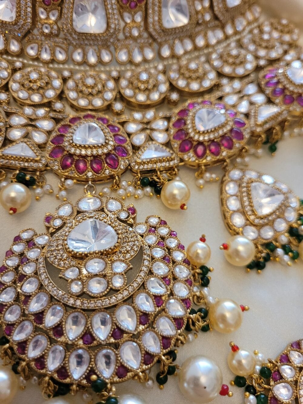 Raanisa Bridal Necklace Set - Image 7