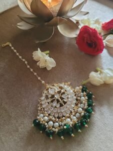 Tripti Kundan Maangtikka