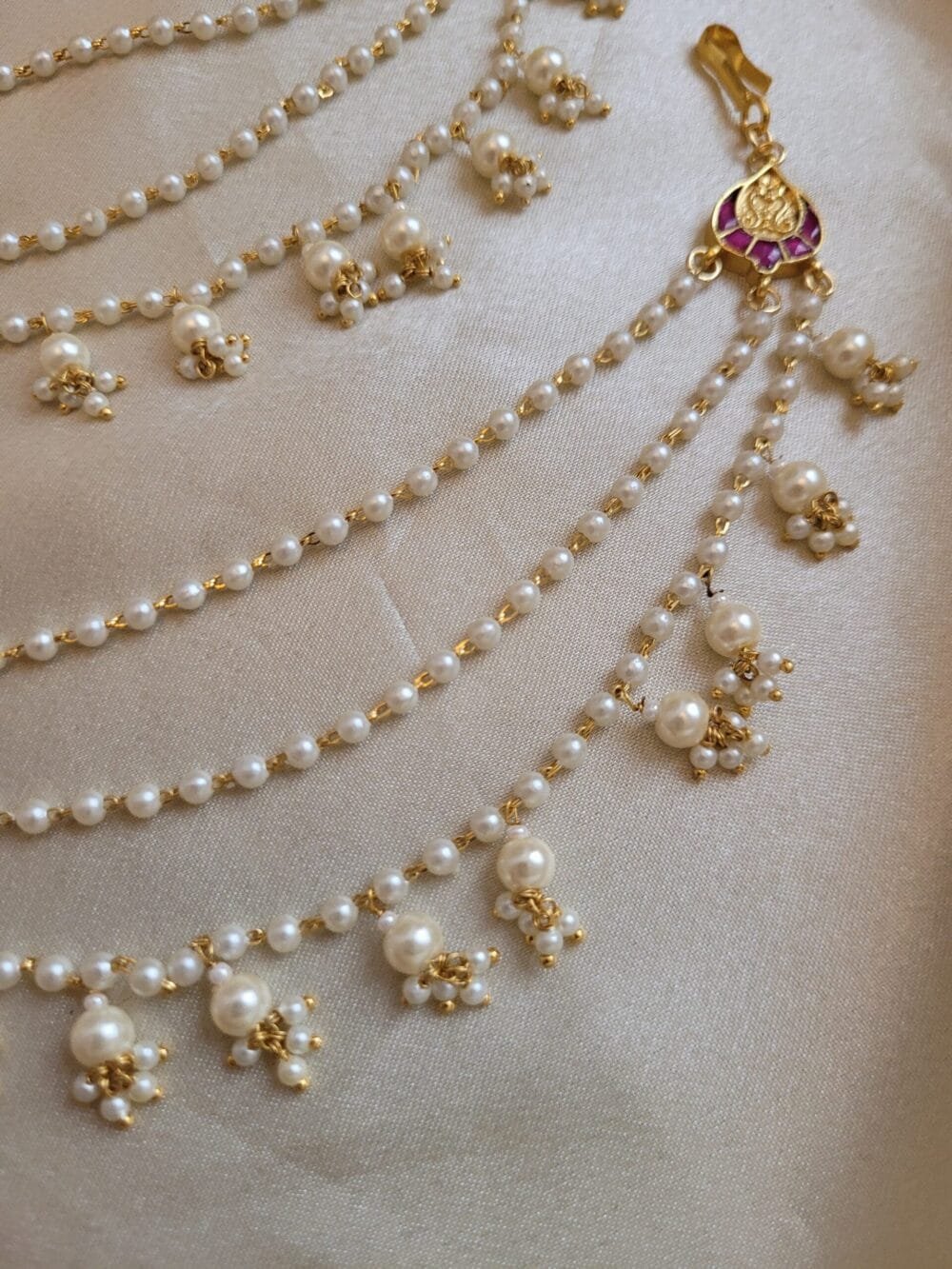 Pearl Three layered Hairchain - Image 4