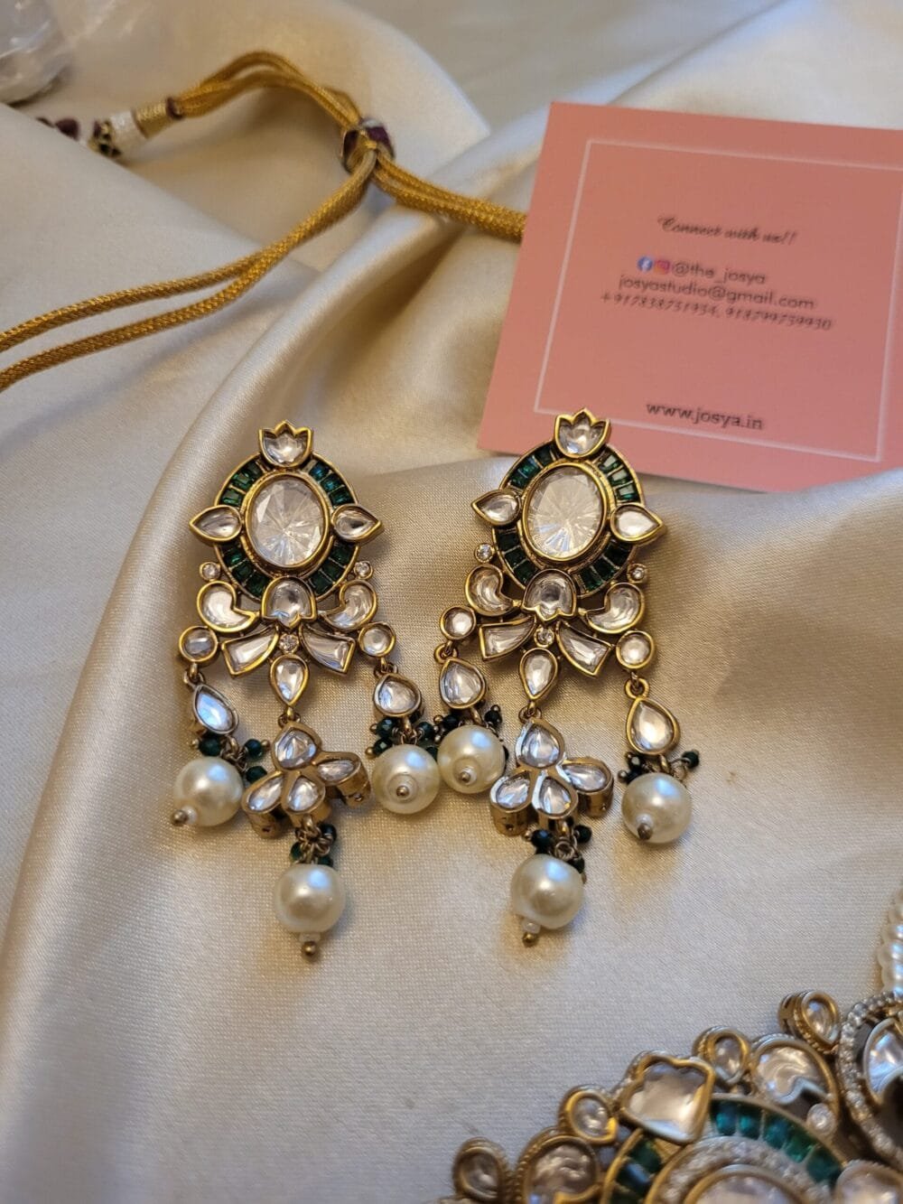 Maanika Polki Choker Set (Green) - Image 3
