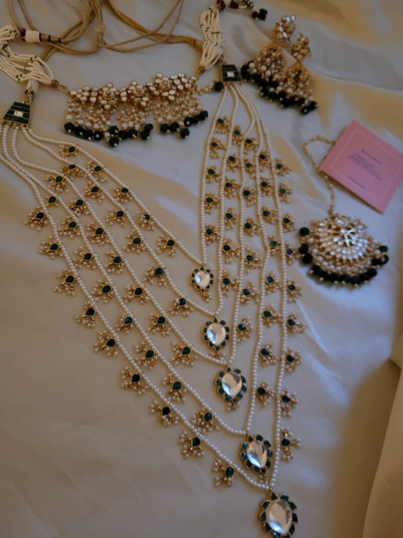 Aaheli Kundan Bridal Set - Image 4