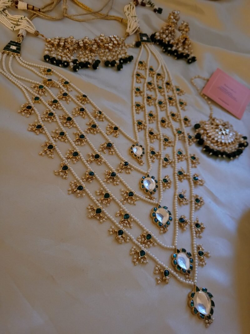 Aaheli Kundan Bridal Set - Image 2
