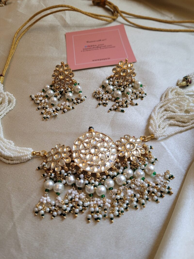 Aashna Kundan Choker Set - Image 3