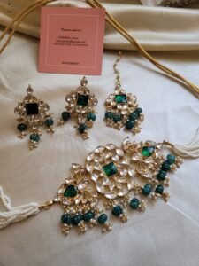 Avya Kundan Choker Set