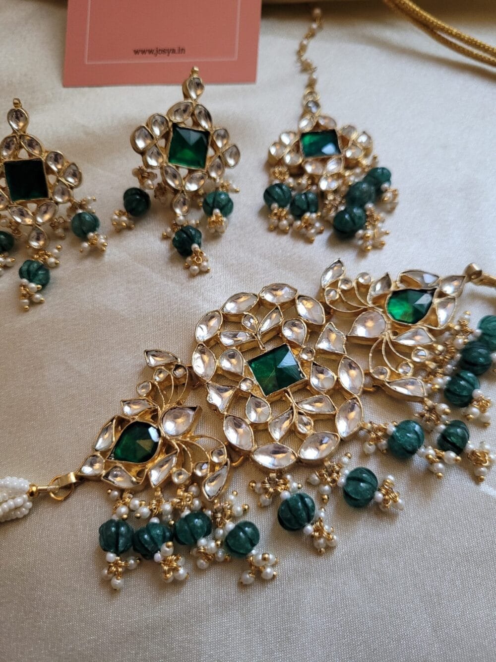Avya Kundan Choker Set - Image 2