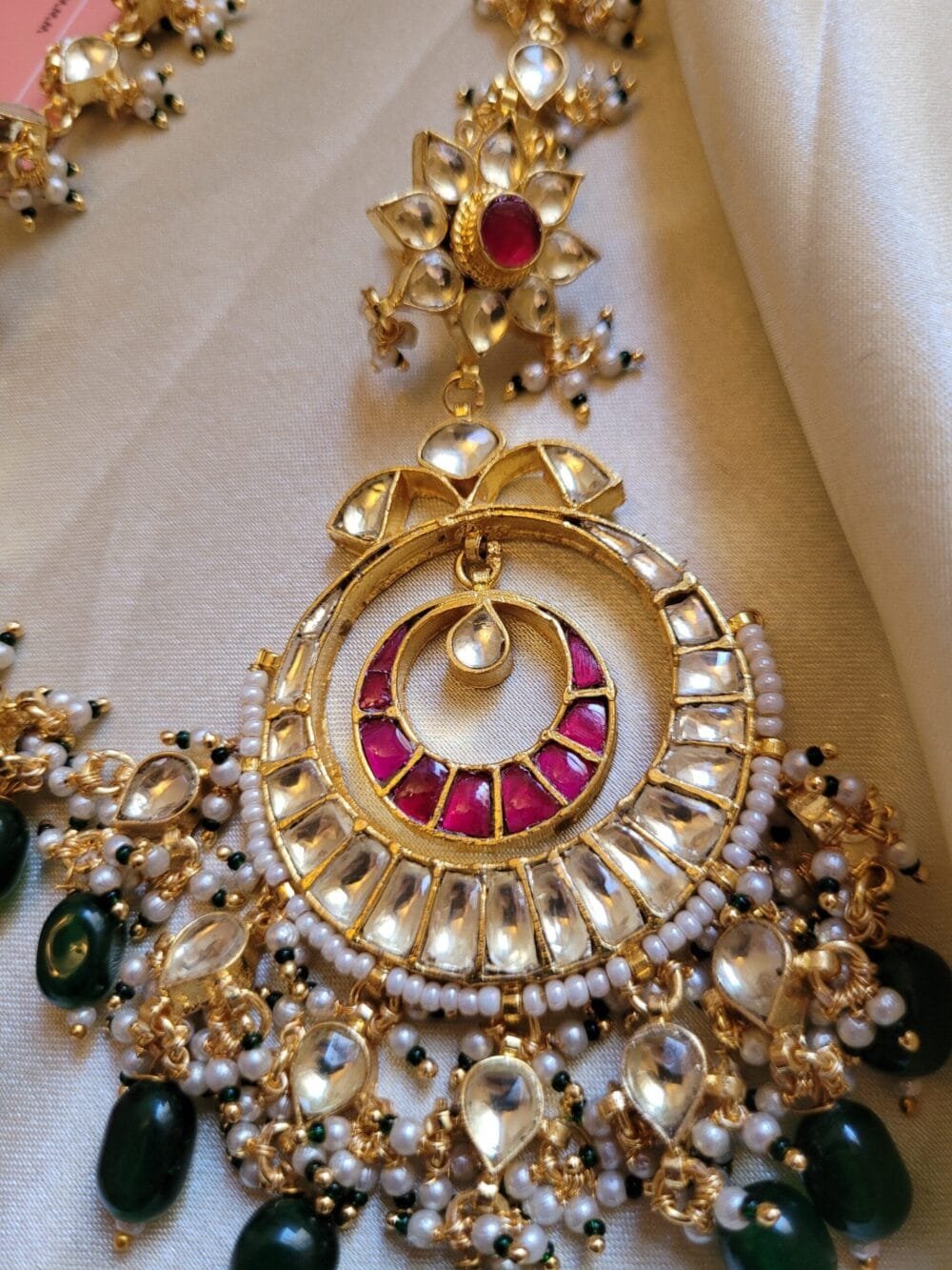Vritika Kundan Chandbali - Image 2