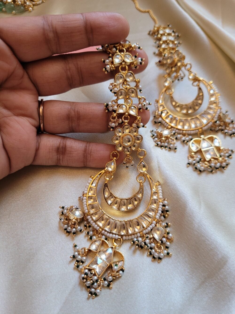 Varya Kundan Chandbali - Image 2