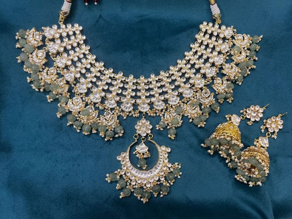 Hemani Kundan Necklace set (MADE ON ORDER)