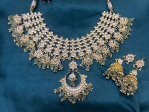 Hemani Kundan Necklace set (MADE ON ORDER)