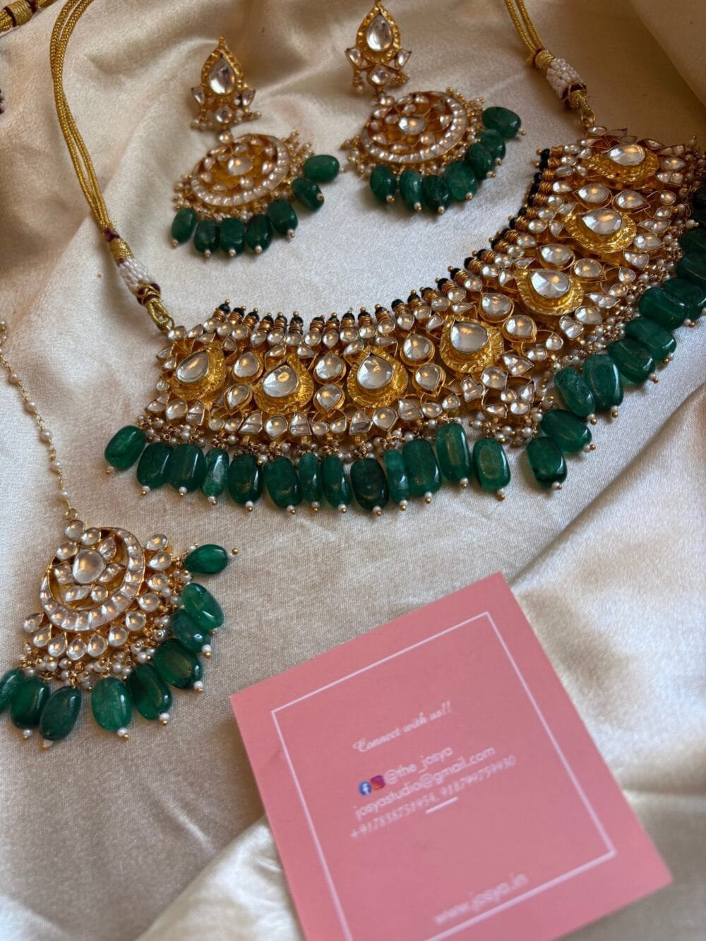 Meehika Kundan Necklace Set - Image 2