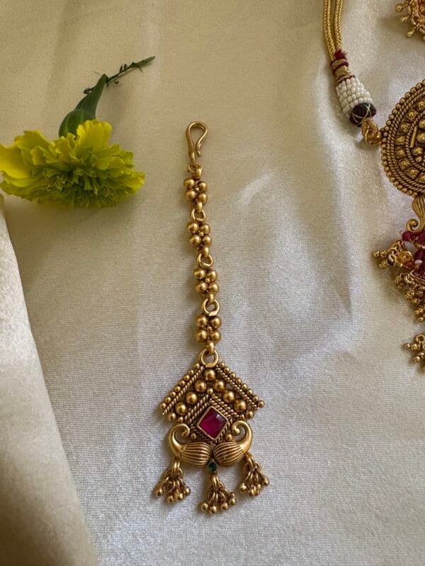 Manjushree Antique Gold plated Choker Set - Image 6