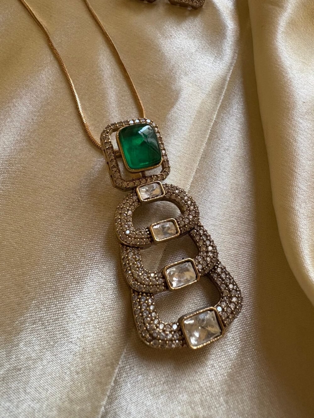 Mesmerizing Emerald and American Diamond Pendant Necklace Set - Image 5