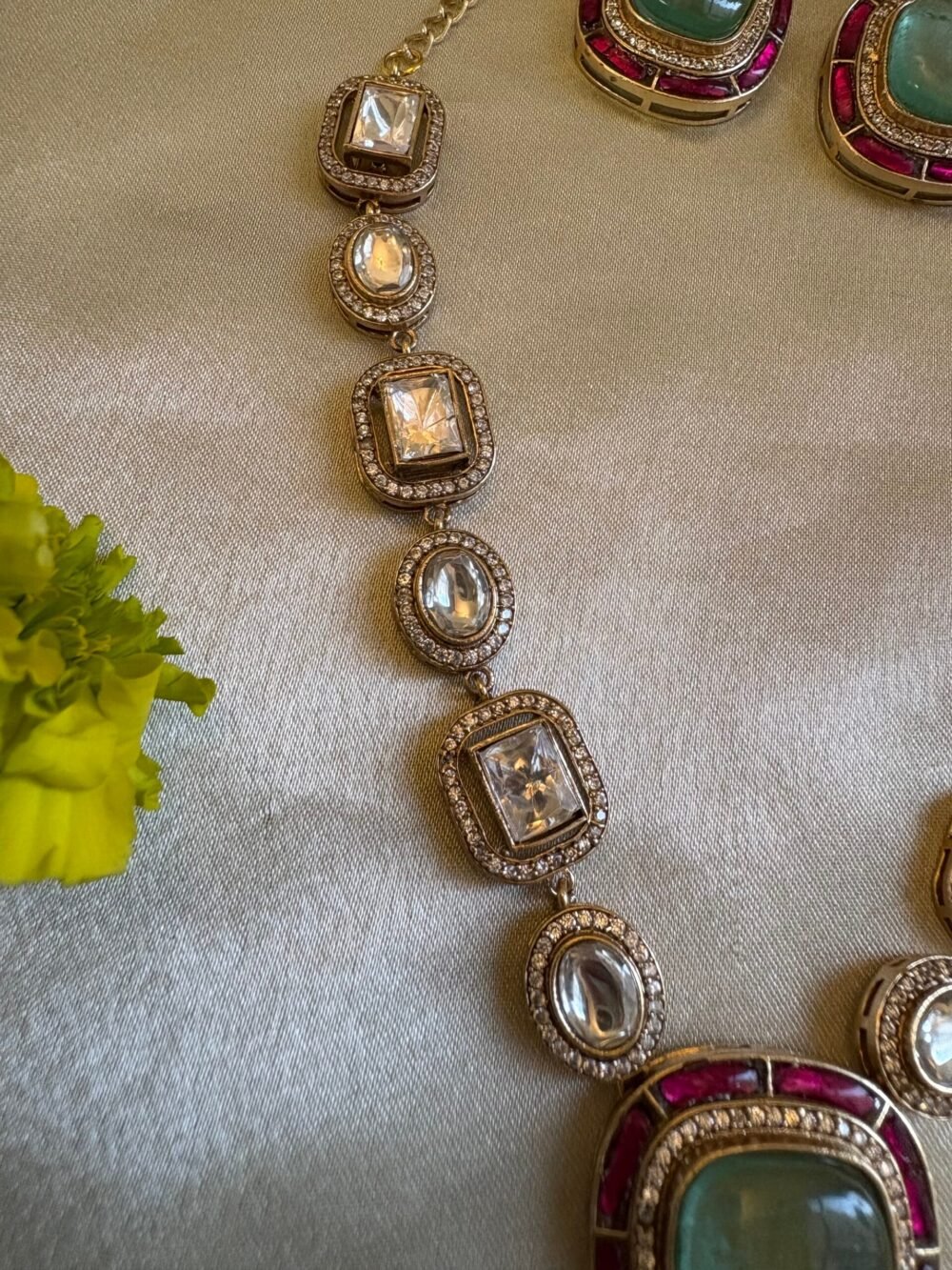 Isabella Polki Necklace set - Image 6