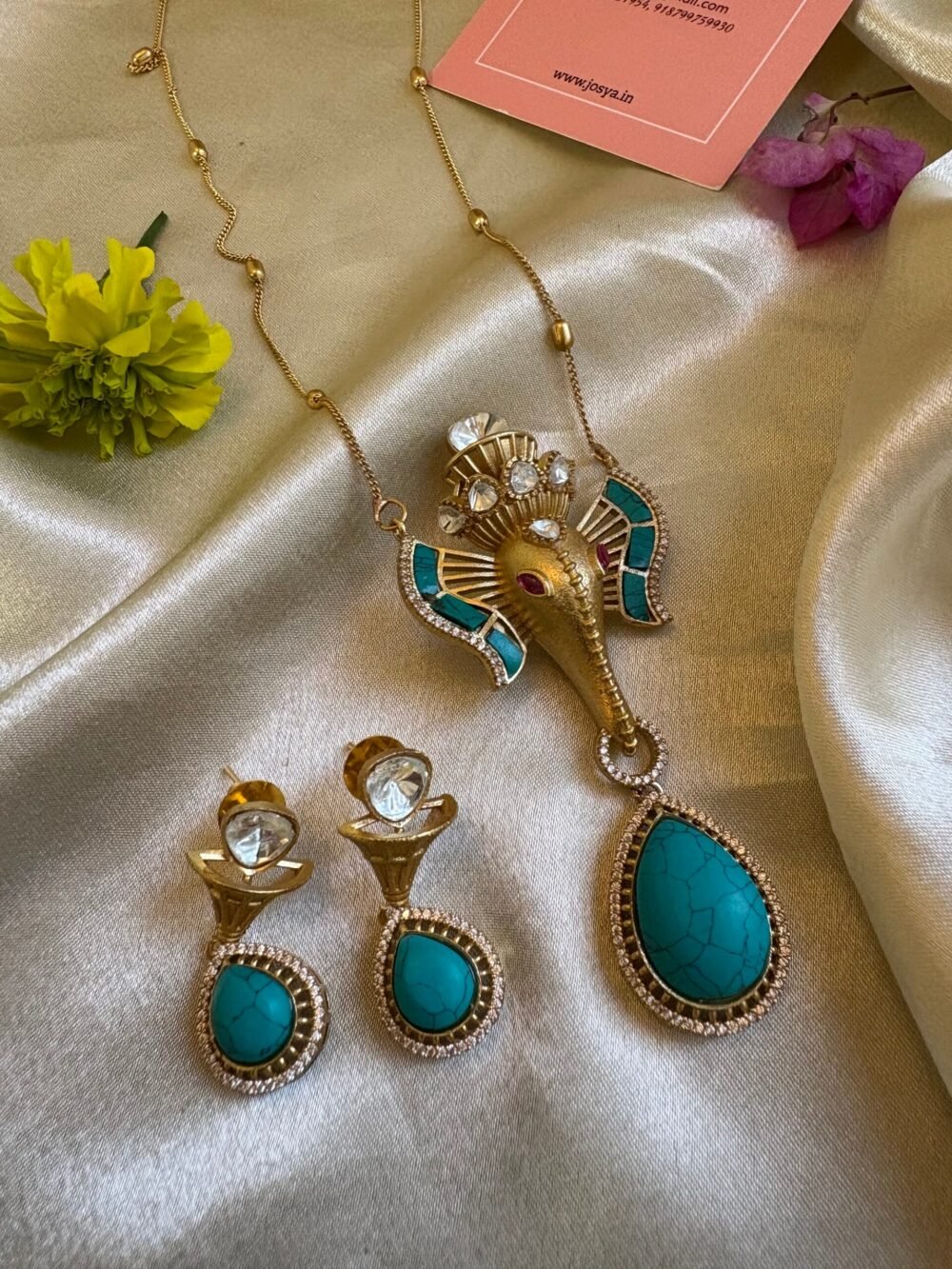 Siddhika Pendant Necklace Set - Image 2