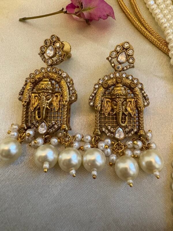 Siddhi Polki Pendant Necklace Set - Image 4