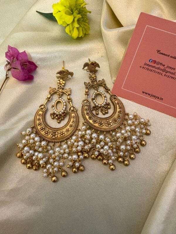 Alya Chandbali Earrings