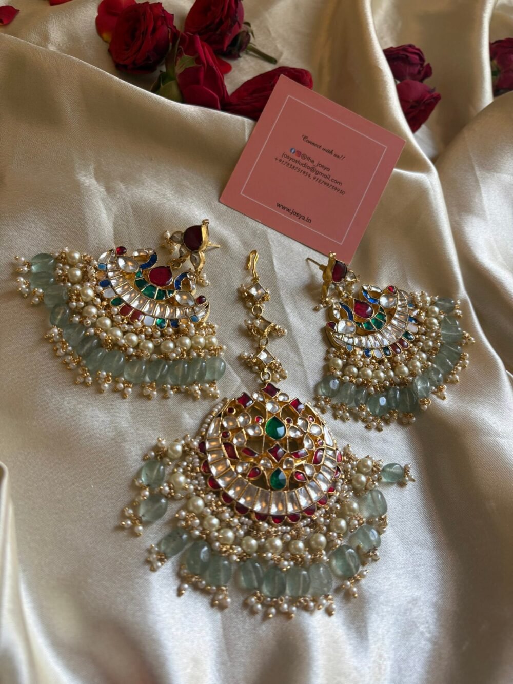 Aashni Kundan Navratan Minimal Bridal Set - Image 8