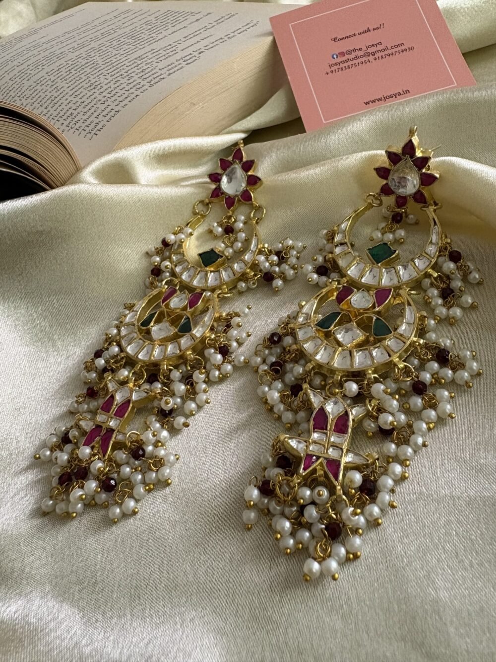 Vainavi Oversized Kundan Earrings - Image 6