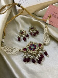 Nargis Kundan Choker Set