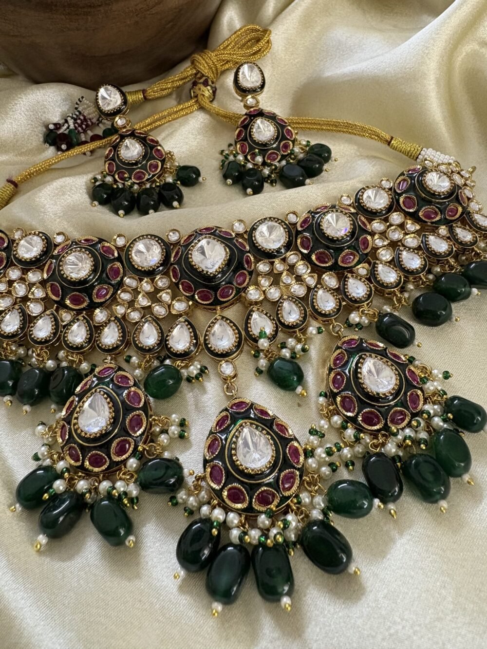 Vasundhara Polki Choker Set - Image 3