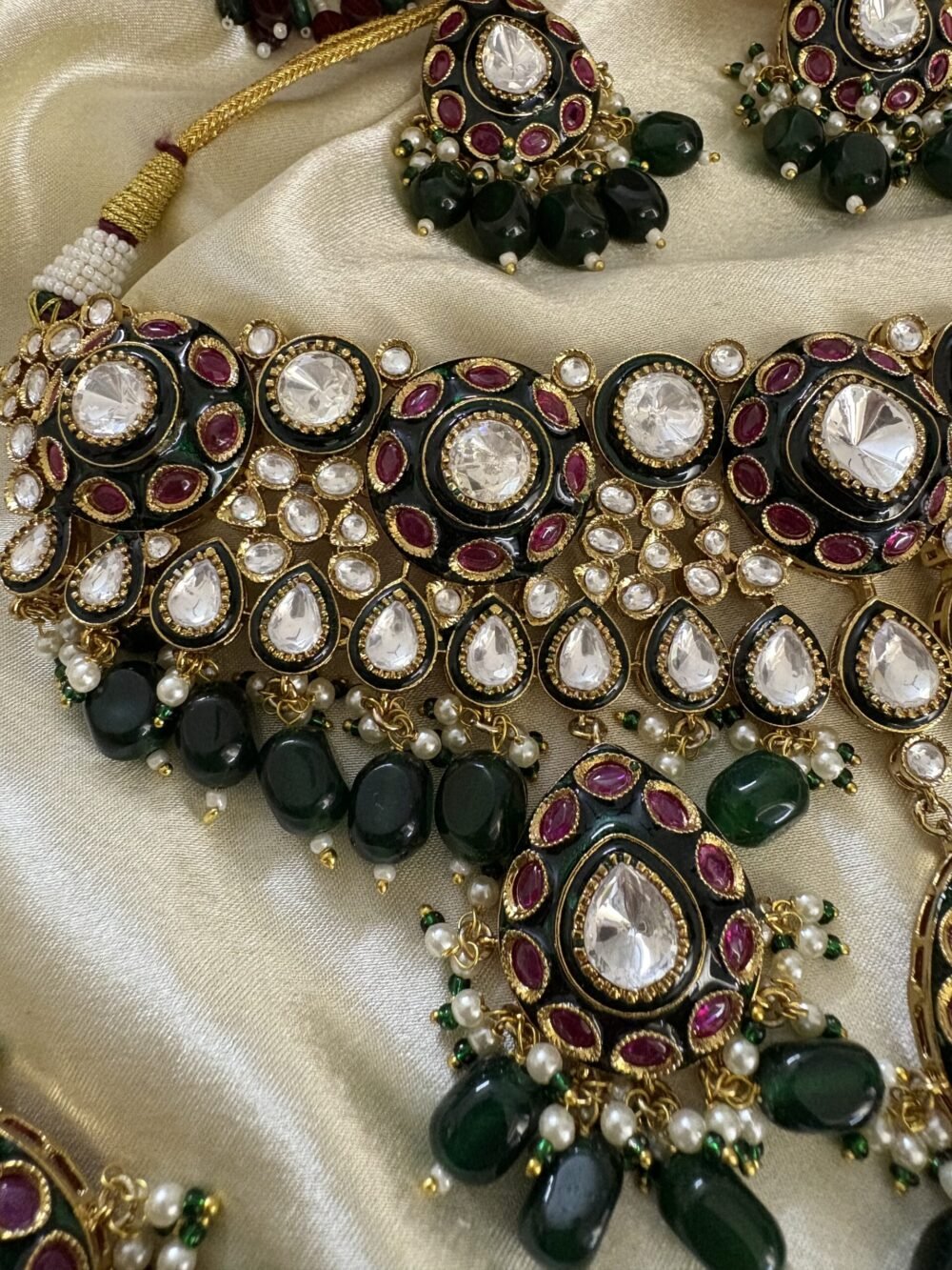 Vasundhara Polki Choker Set - Image 4