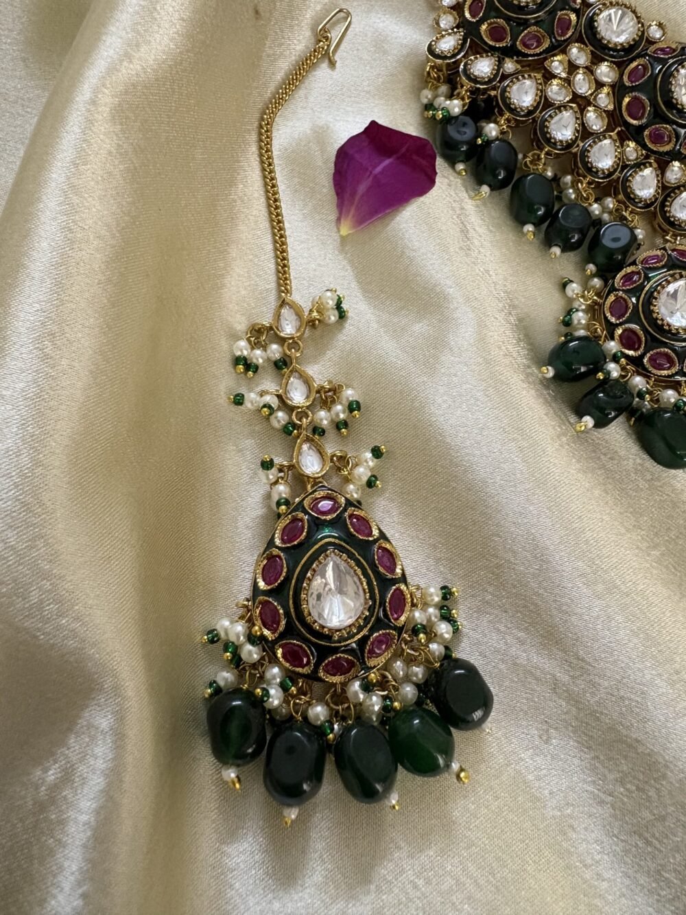 Vasundhara Polki Choker Set - Image 7