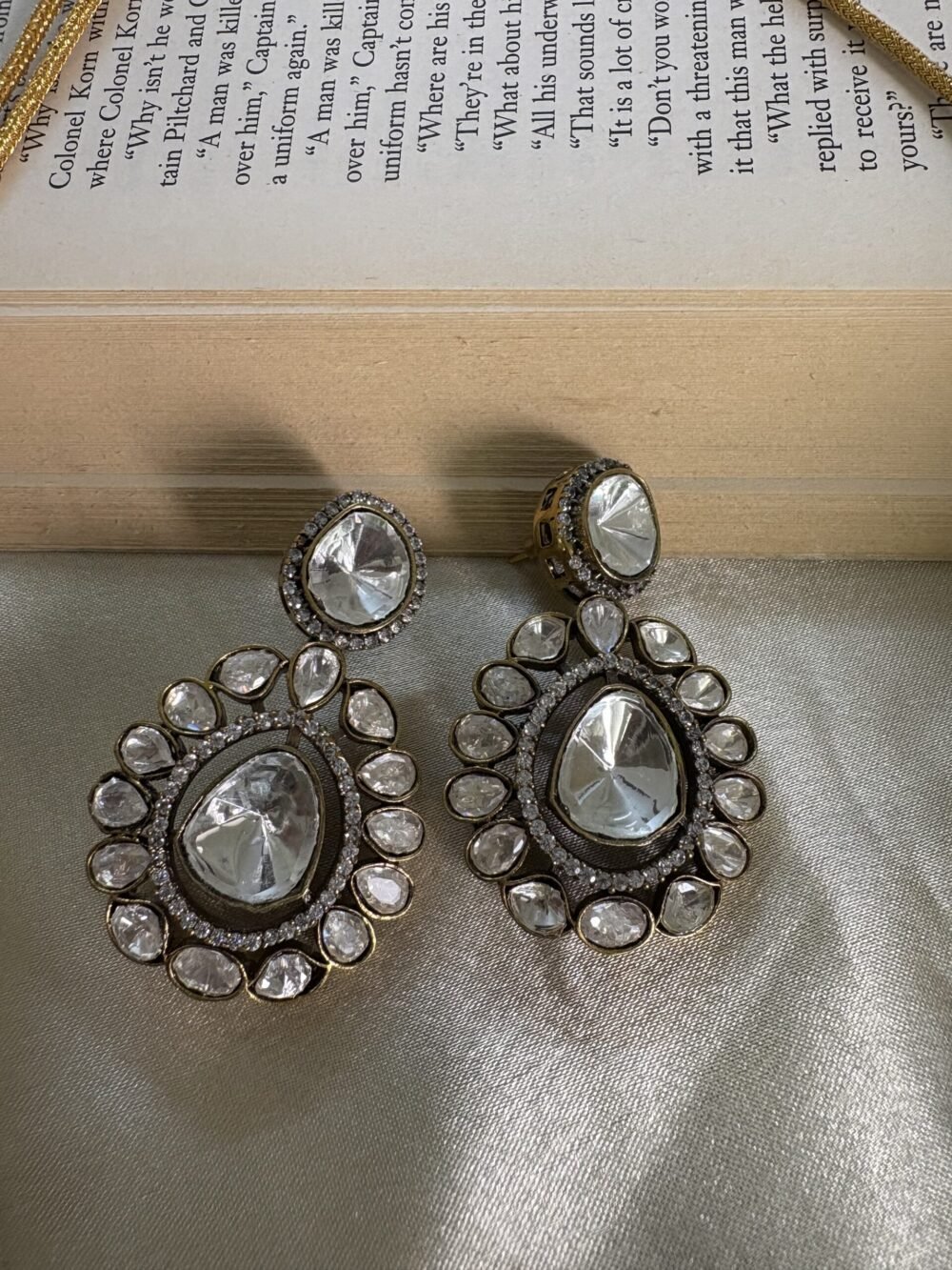 ​​Varshini Polki Necklace Set - Image 5