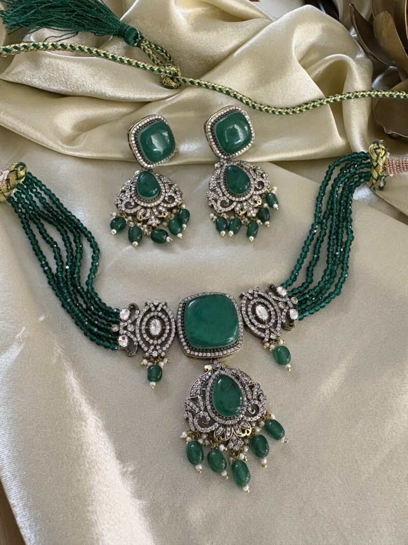Aarushi Polki Choker Set