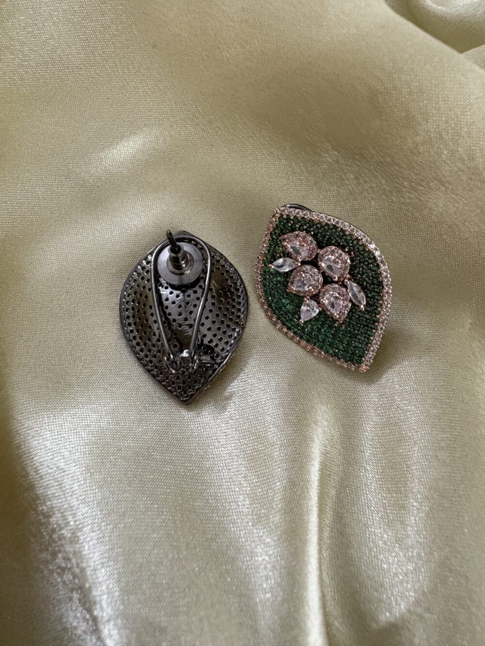 Amelia Stud earrings (Emerald) - Image 4
