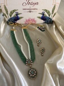 Meenal Polki Pendant Necklace Set