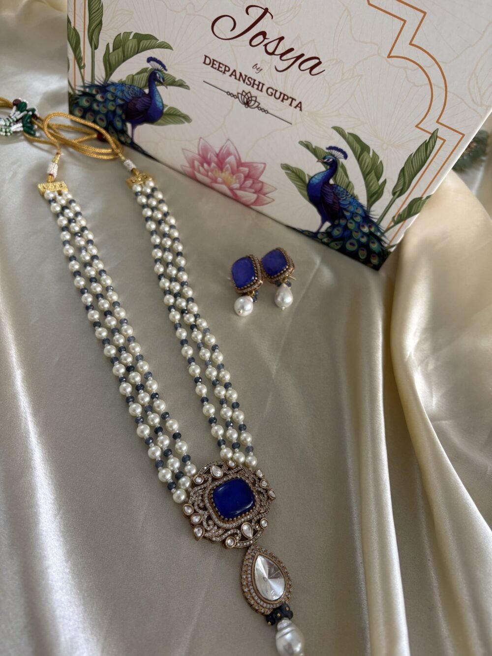 Mohati Polki Pendant Necklace Set