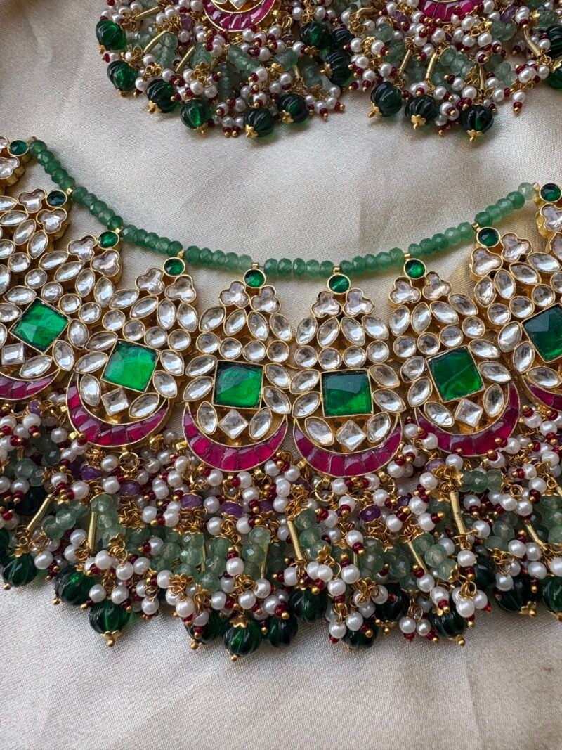 Mrinal Bridal Necklace  Set - Image 2