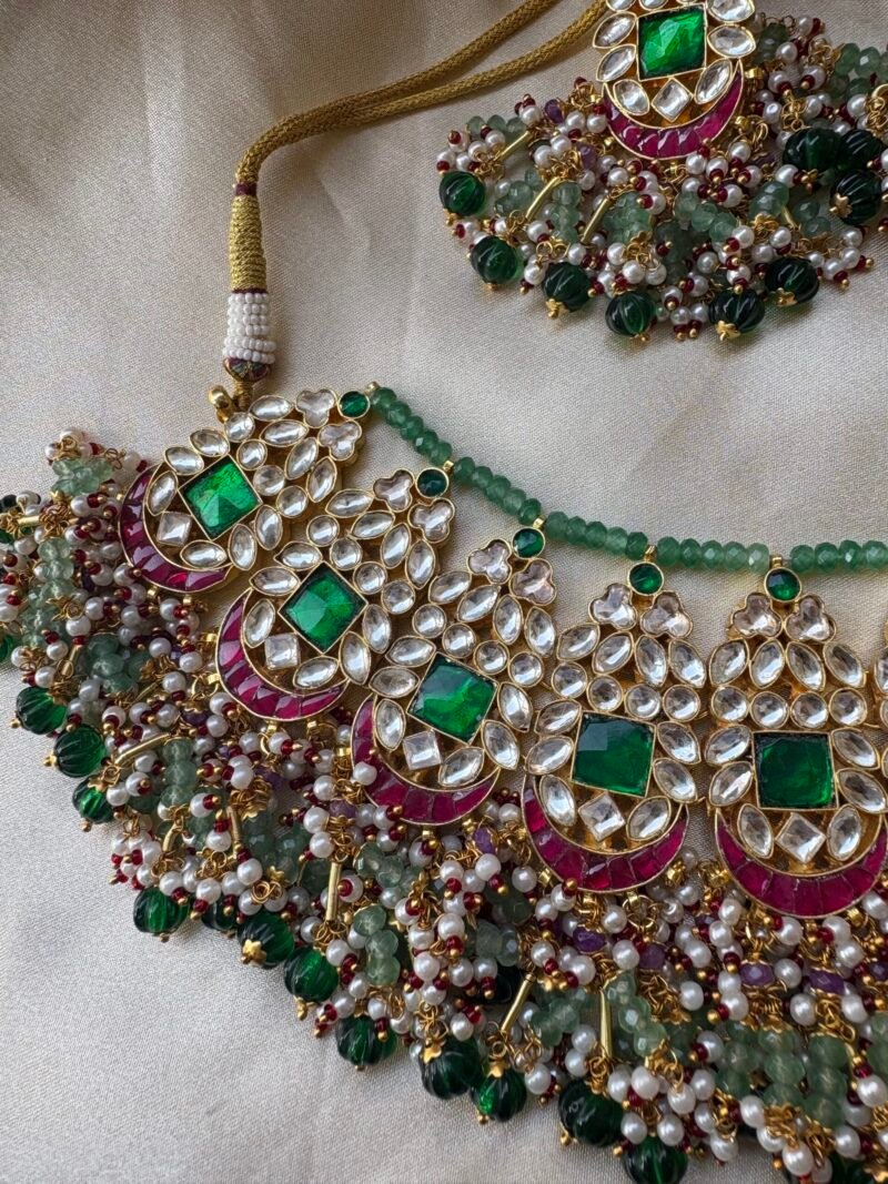 Mrinal Bridal Necklace  Set - Image 3
