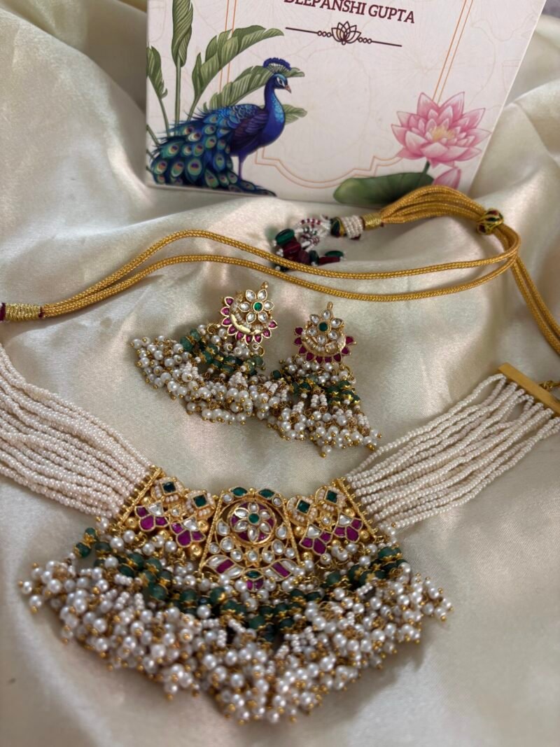 Karishma Kundan Choker Set - Image 10