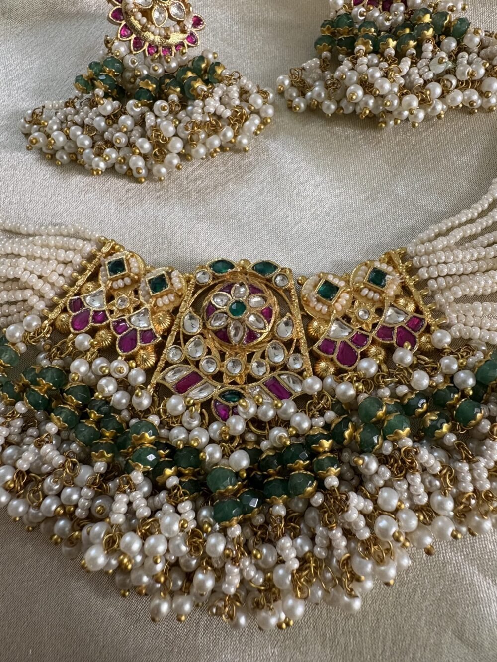 Karishma Kundan Choker Set - Image 4