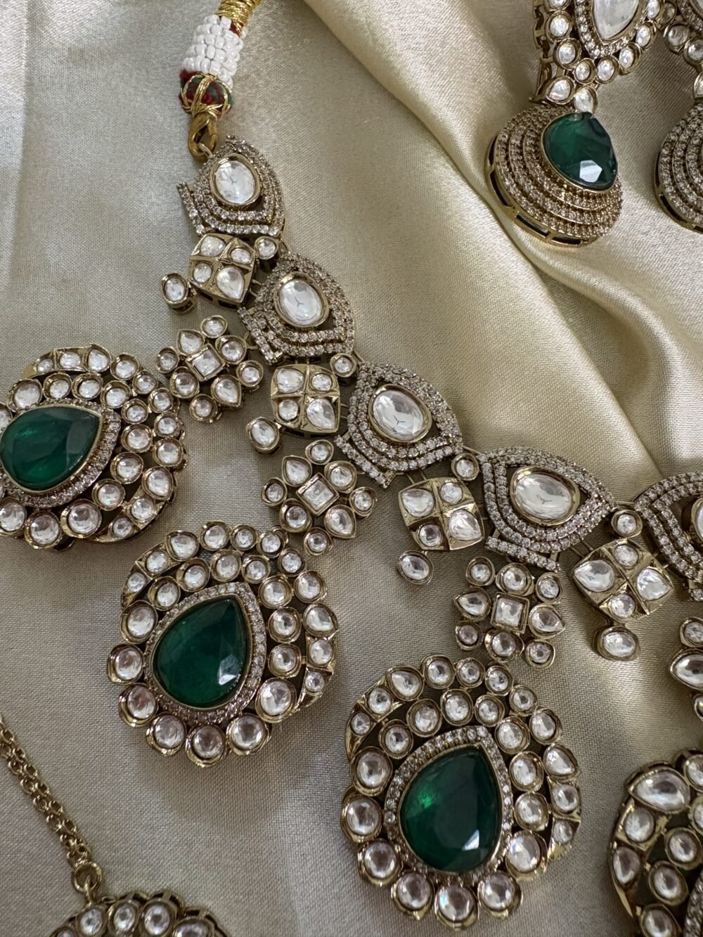 Kaasni Polki Bridal Necklace Set - Image 7