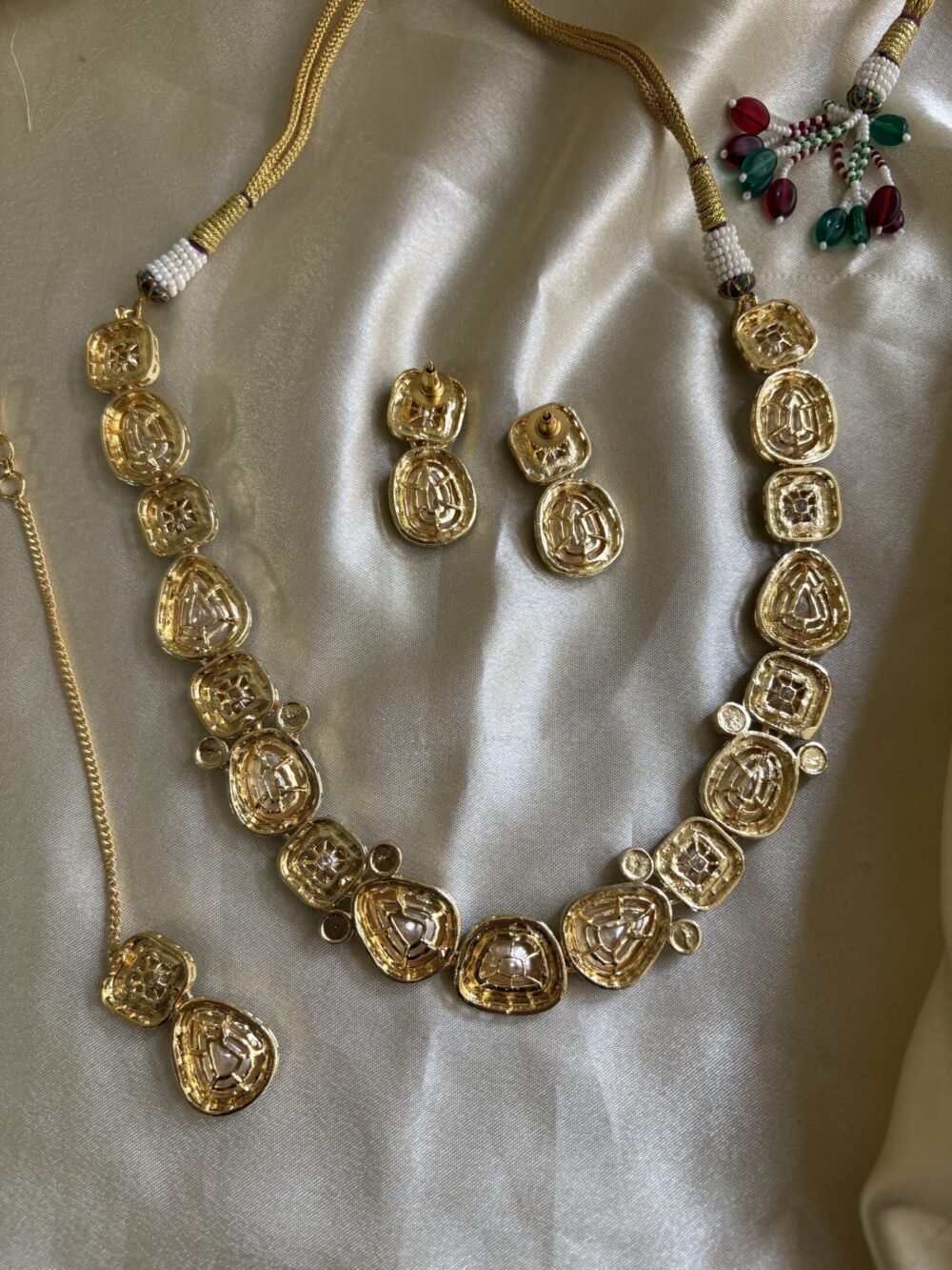 Arina Polki Necklace Set - Image 8